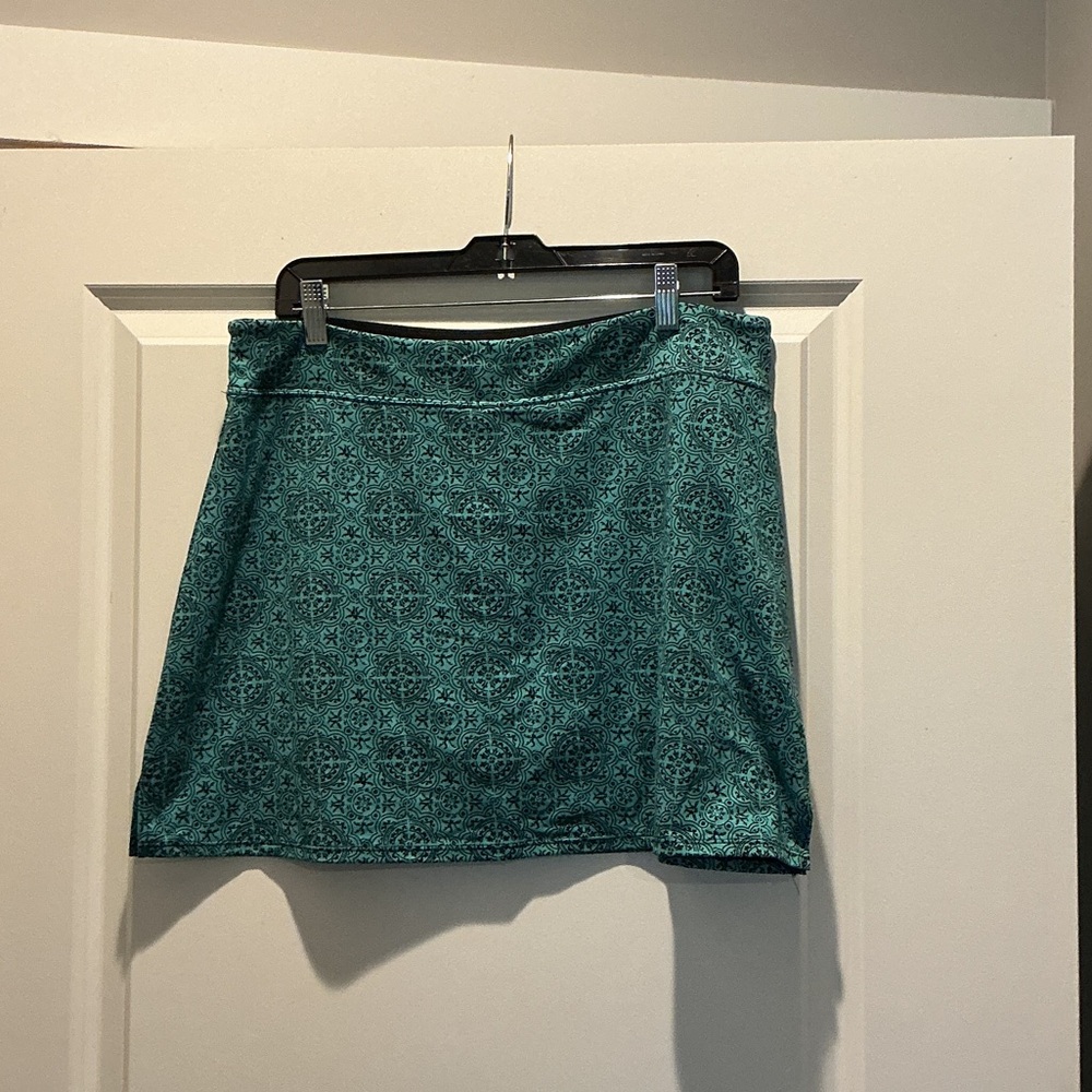 Tranquility by Colorado Clothing Teal Patterned Women's Skort